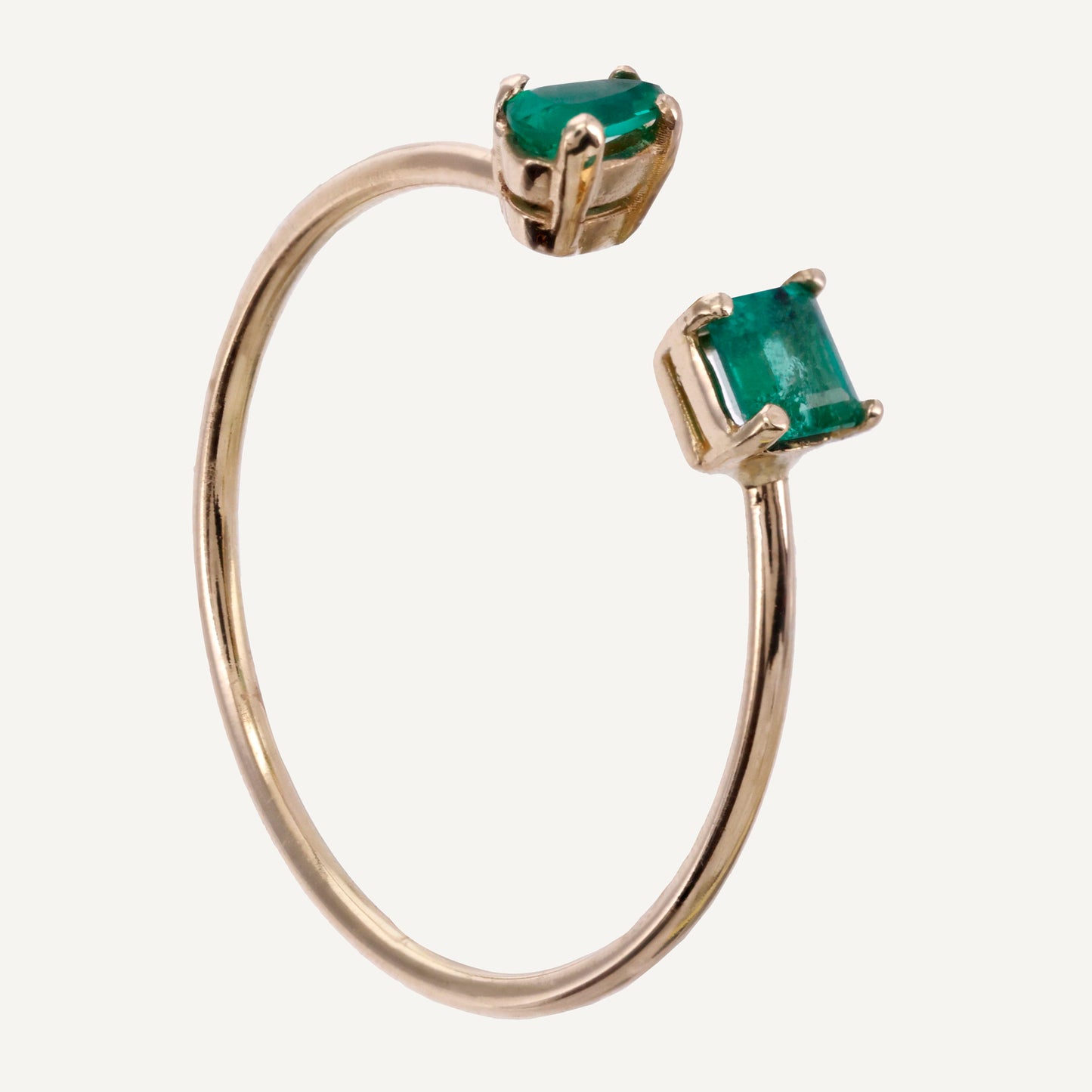 ANILLO TOI ET MOI CON ESMERALDA CUADRADA Y GOTA EN OR AMARILLO 18K