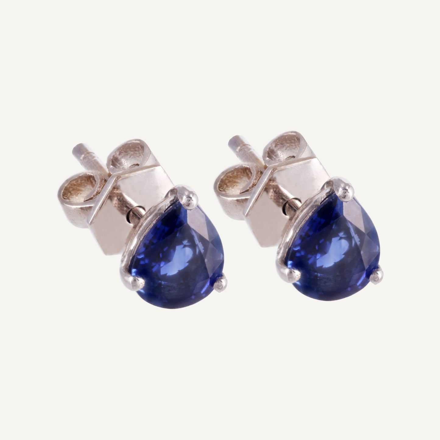 ARETE ZAFIRO GOTA ORO 18K