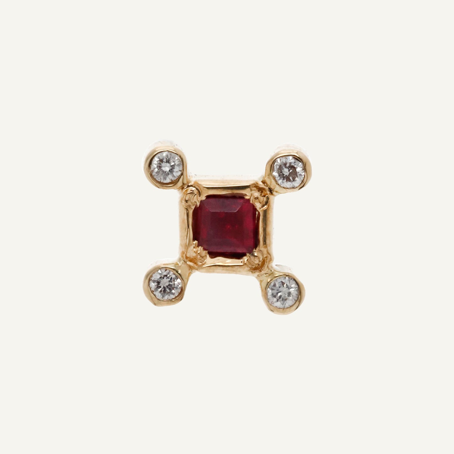 ARETE ROMBO RUBÍS Y DIAMANTE ORO 18K