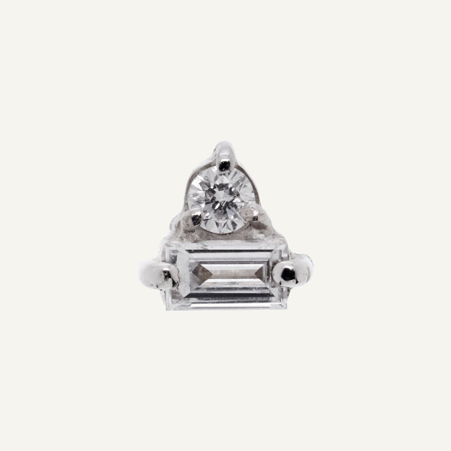 ARETE DIAMANTE BAGUETTE Y REDONDO ORO 18K